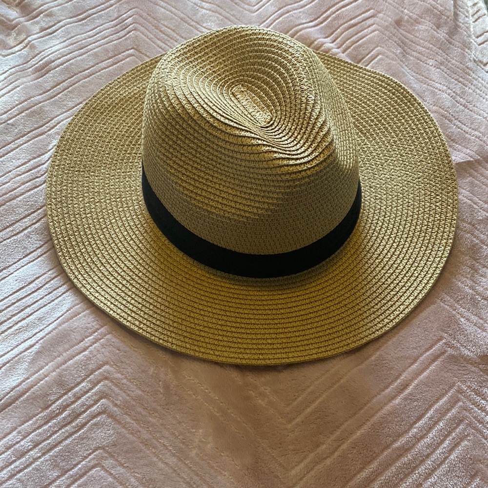 Womens hat